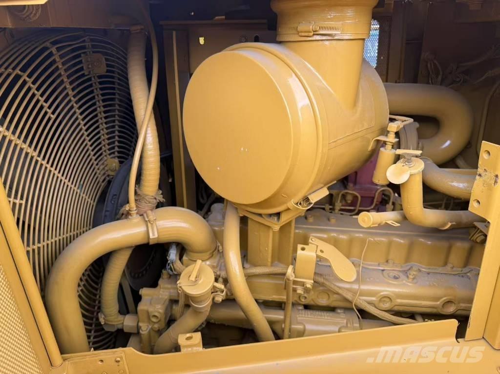 CAT D 6 R Μπουλντόζες με ερπύστριες