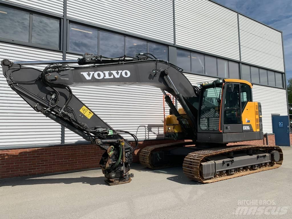 Volvo ECR235EL Εκσκαφείς με ερπύστριες