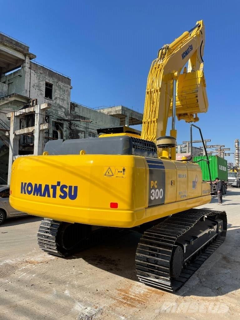 Komatsu PC 300-7 Εκσκαφείς με ερπύστριες