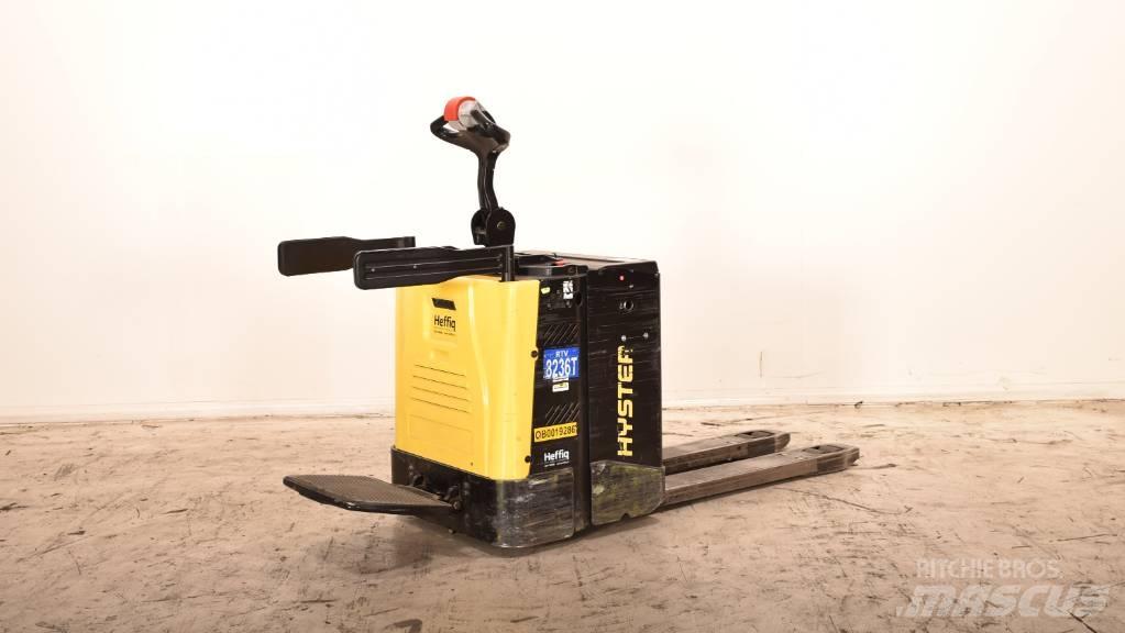 Hyster P 2.0 S Χειροκίνητο περονοφόρο ανυψωτικό με πλατφόρμα