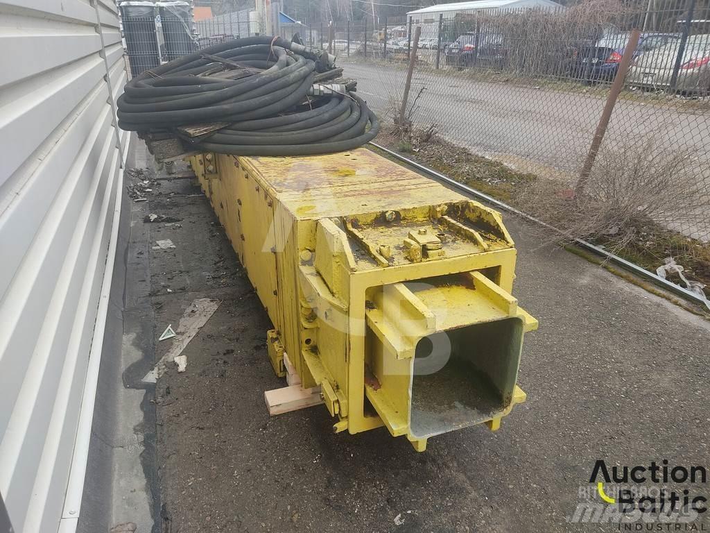 Delmag HB 30 Μπουλντόζες τοποθέτησης σωλήνων