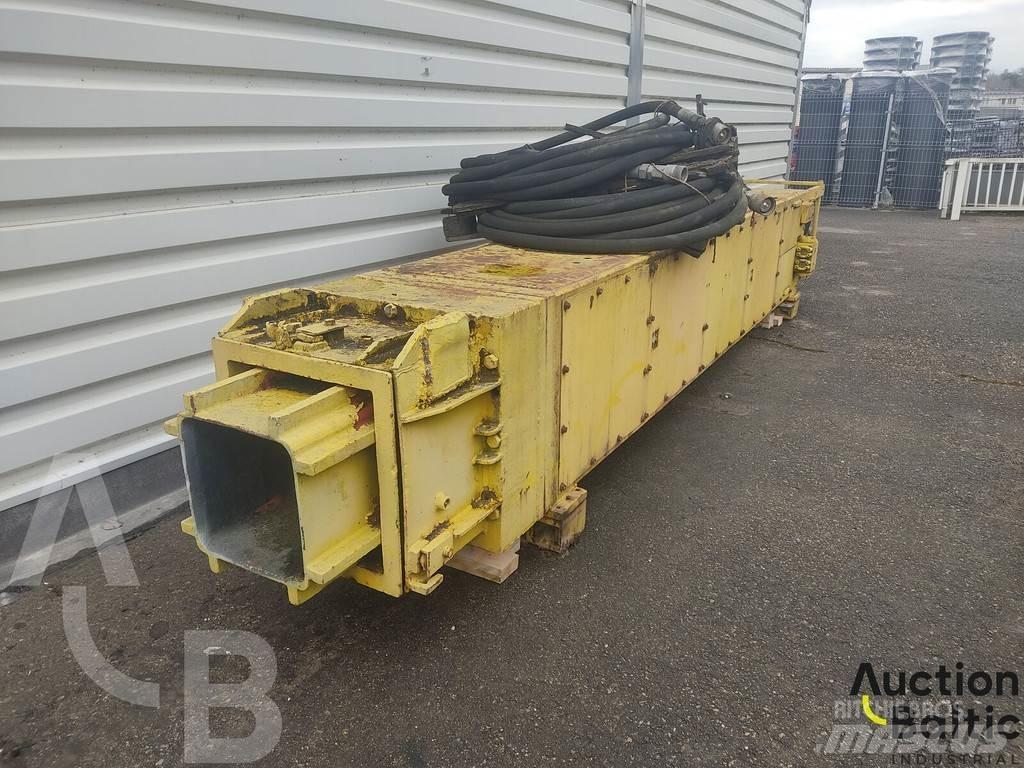 Delmag HB 30 Μπουλντόζες τοποθέτησης σωλήνων