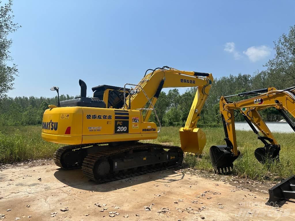 Komatsu PC200-8 Εκσκαφείς με ερπύστριες