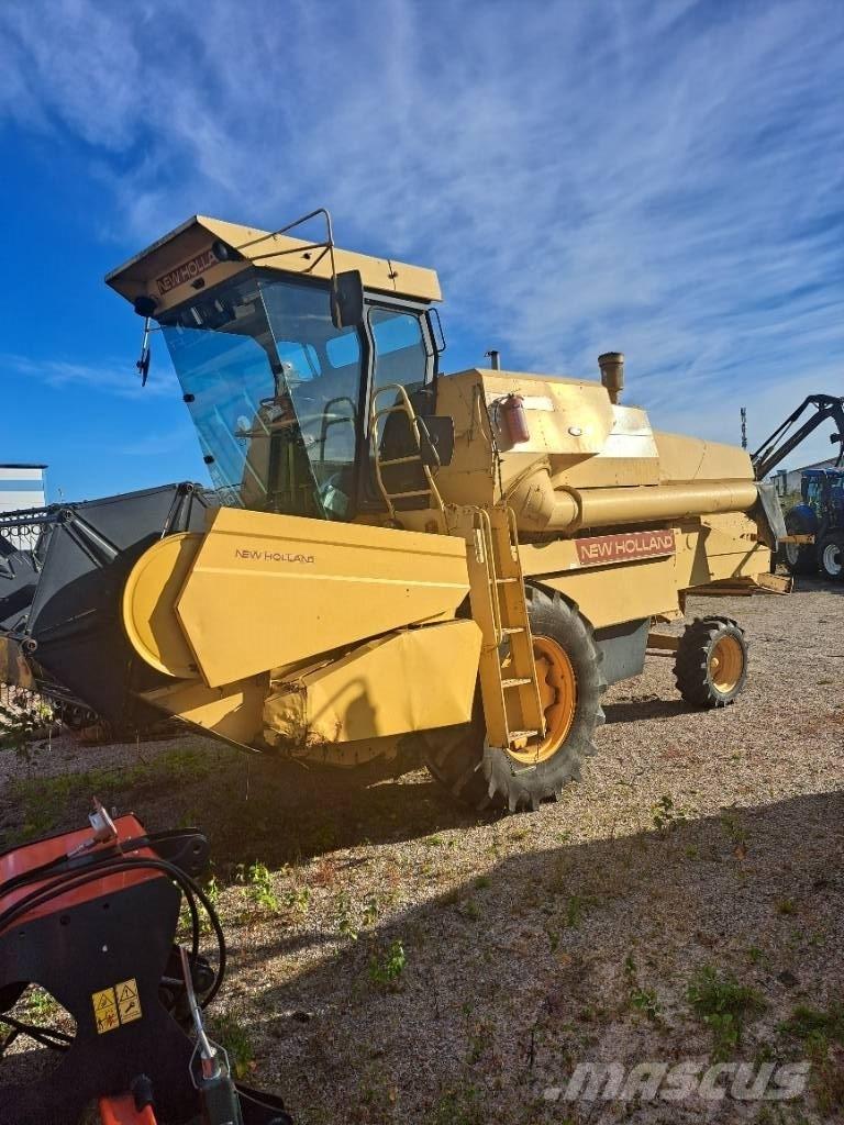 New Holland 8030 H Θεριζοαλωνιστικές μηχανές
