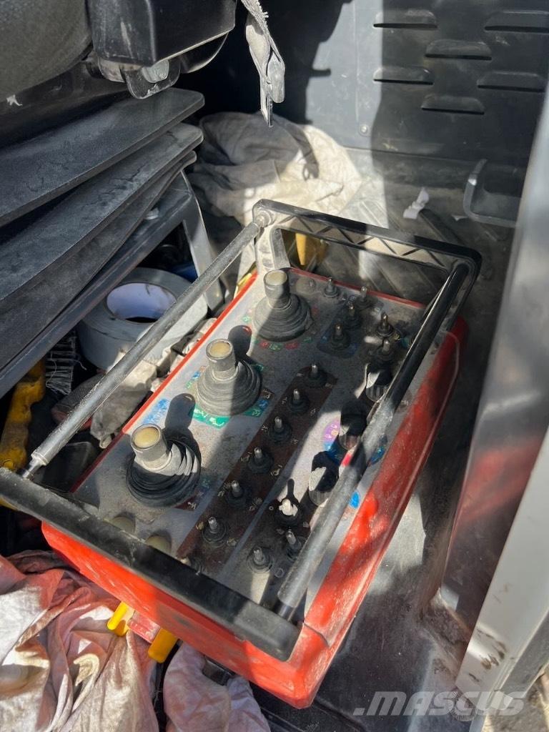 Sandvik DX 800i Εξοπλισμός επιφανειακών γεωτρήσεων