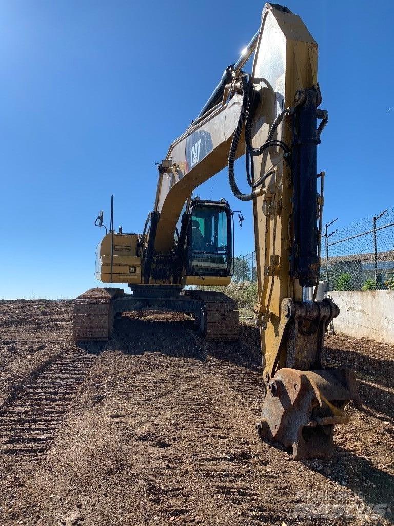 CAT 320 D L Εκσκαφείς με ερπύστριες