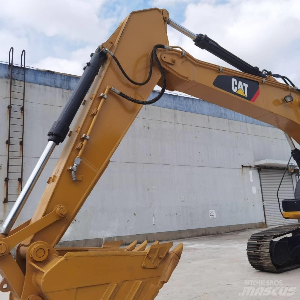 CAT 325D Εκσκαφείς με ερπύστριες