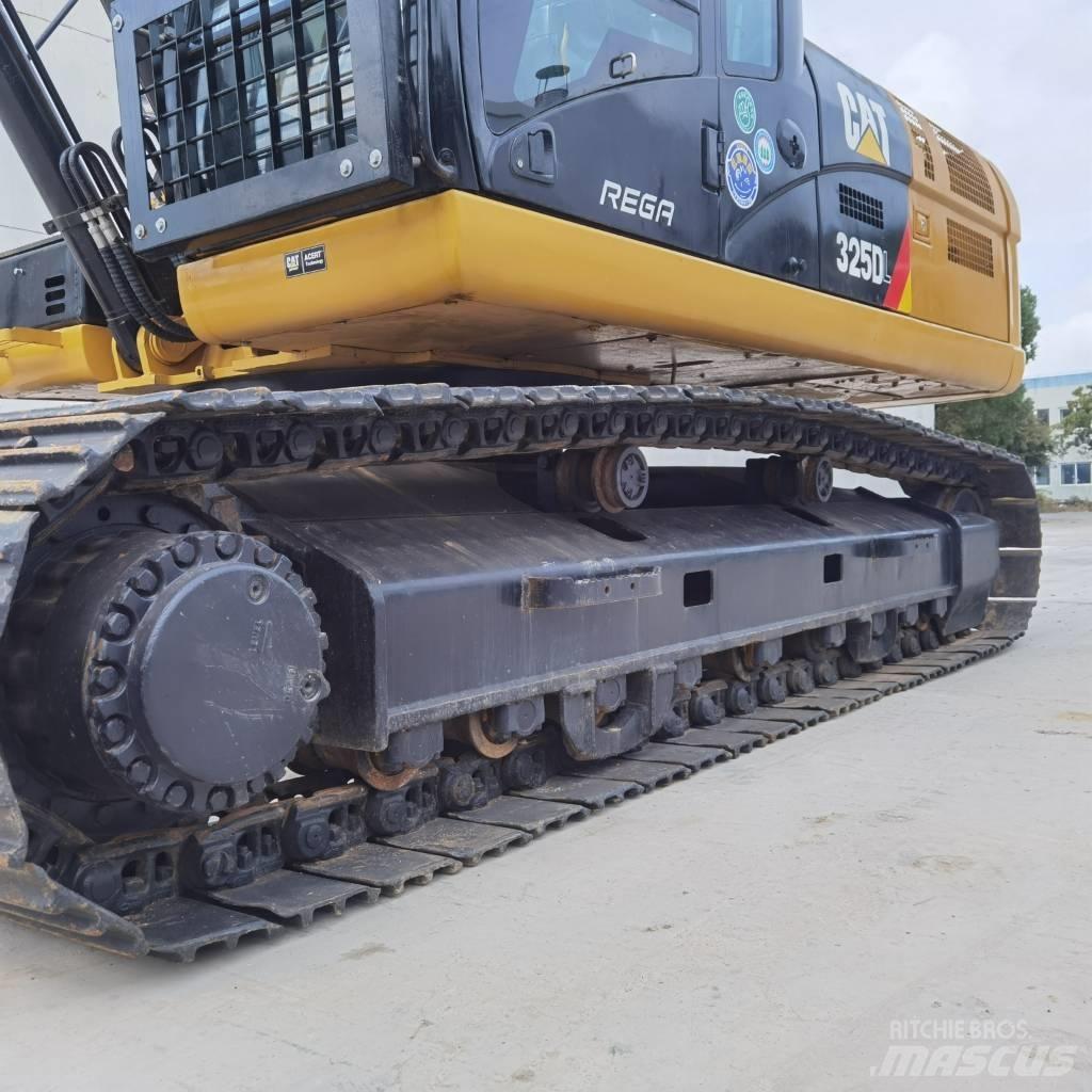 CAT 325D Εκσκαφείς με ερπύστριες
