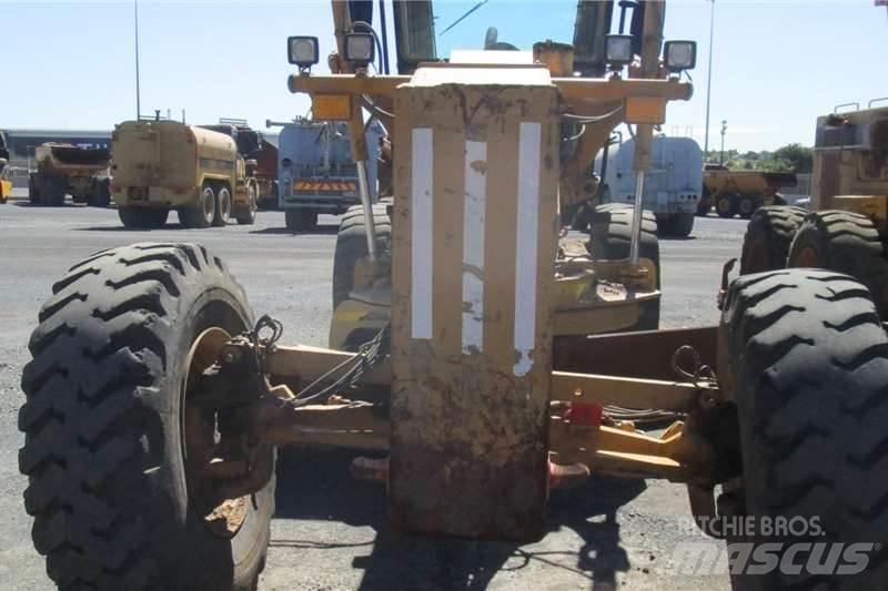 CAT 140K Γκρέιντερς