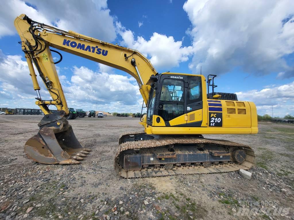 Komatsu PC210-11E0 Εκσκαφείς με ερπύστριες