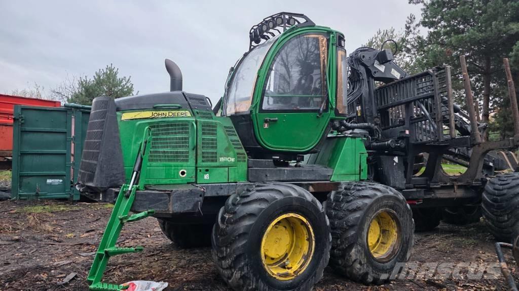 John Deere 1510 E Μεταφορείς ξυλείας
