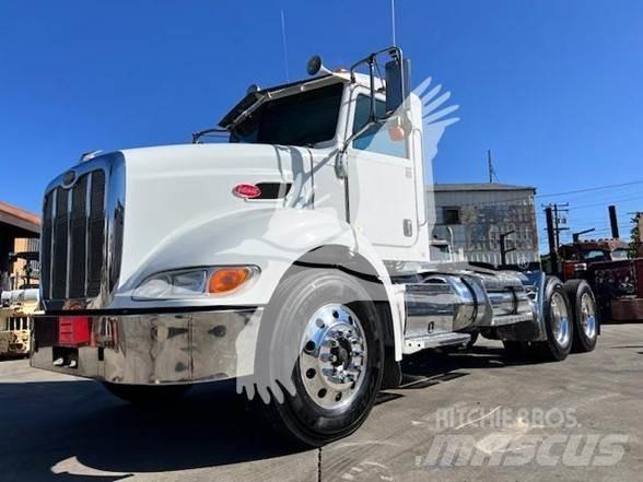 Peterbilt 384 Τράκτορες