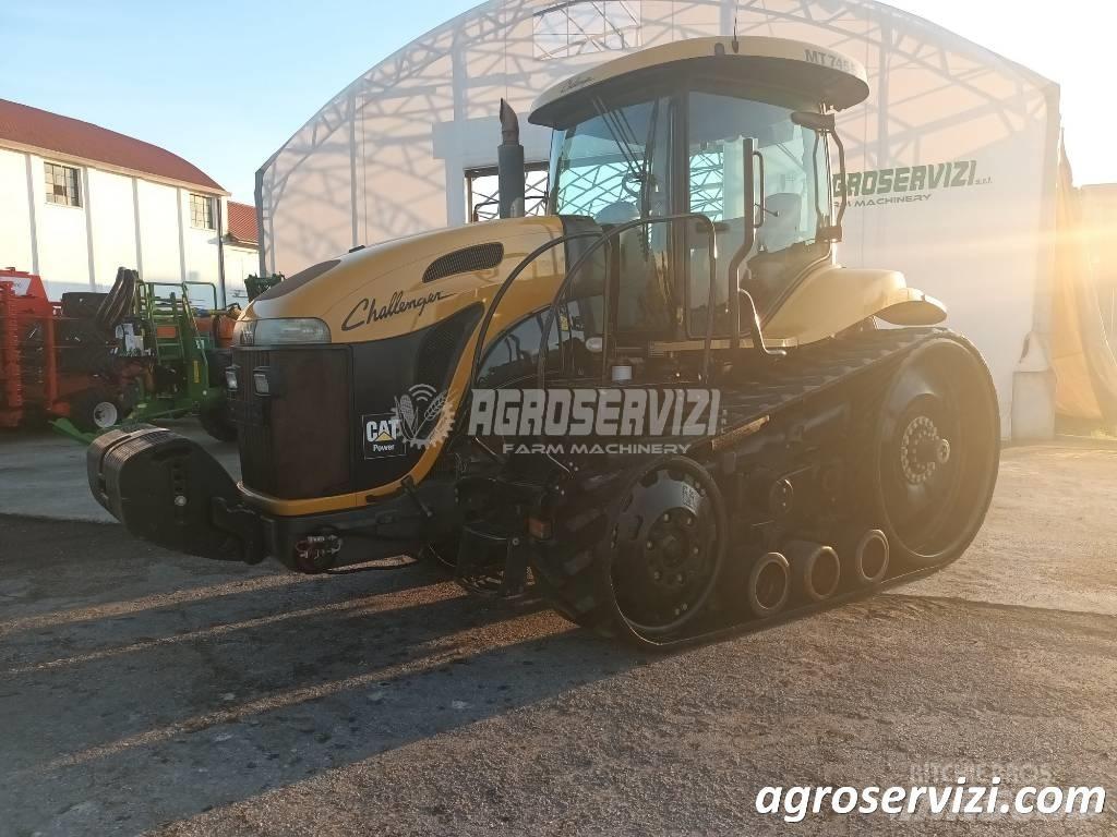 Challenger 745 B Τρακτέρ