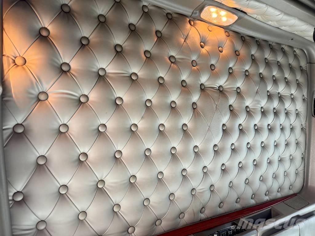 Kenworth W 900 Τράκτορες