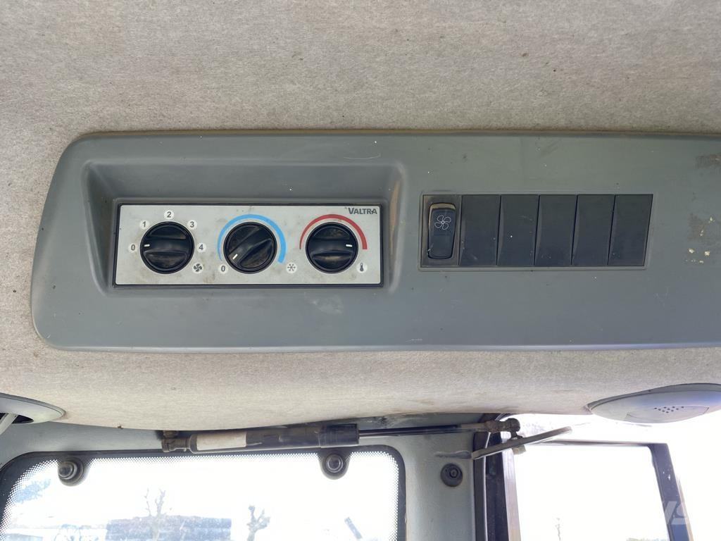 Valtra N92 HITECH Τρακτέρ