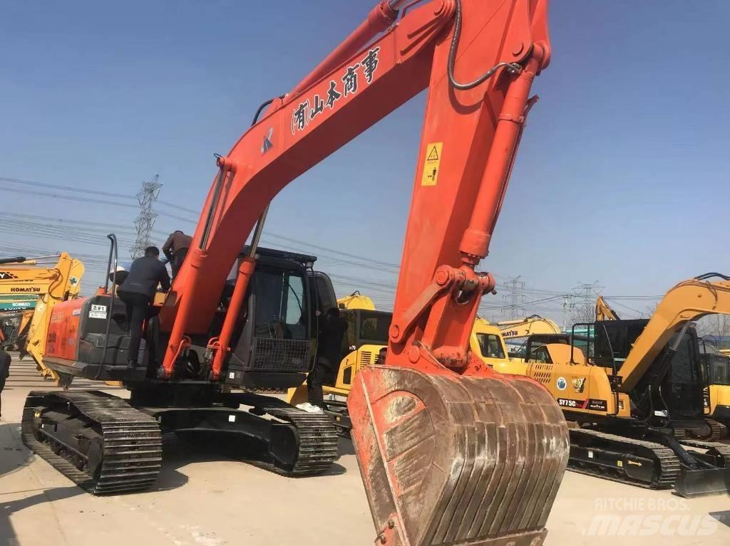 Hitachi 240-3 Εκσκαφείς με ερπύστριες