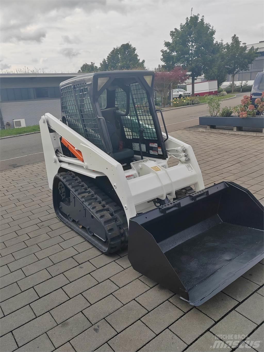 Bobcat T140 Εκσκαφείς με ερπύστριες