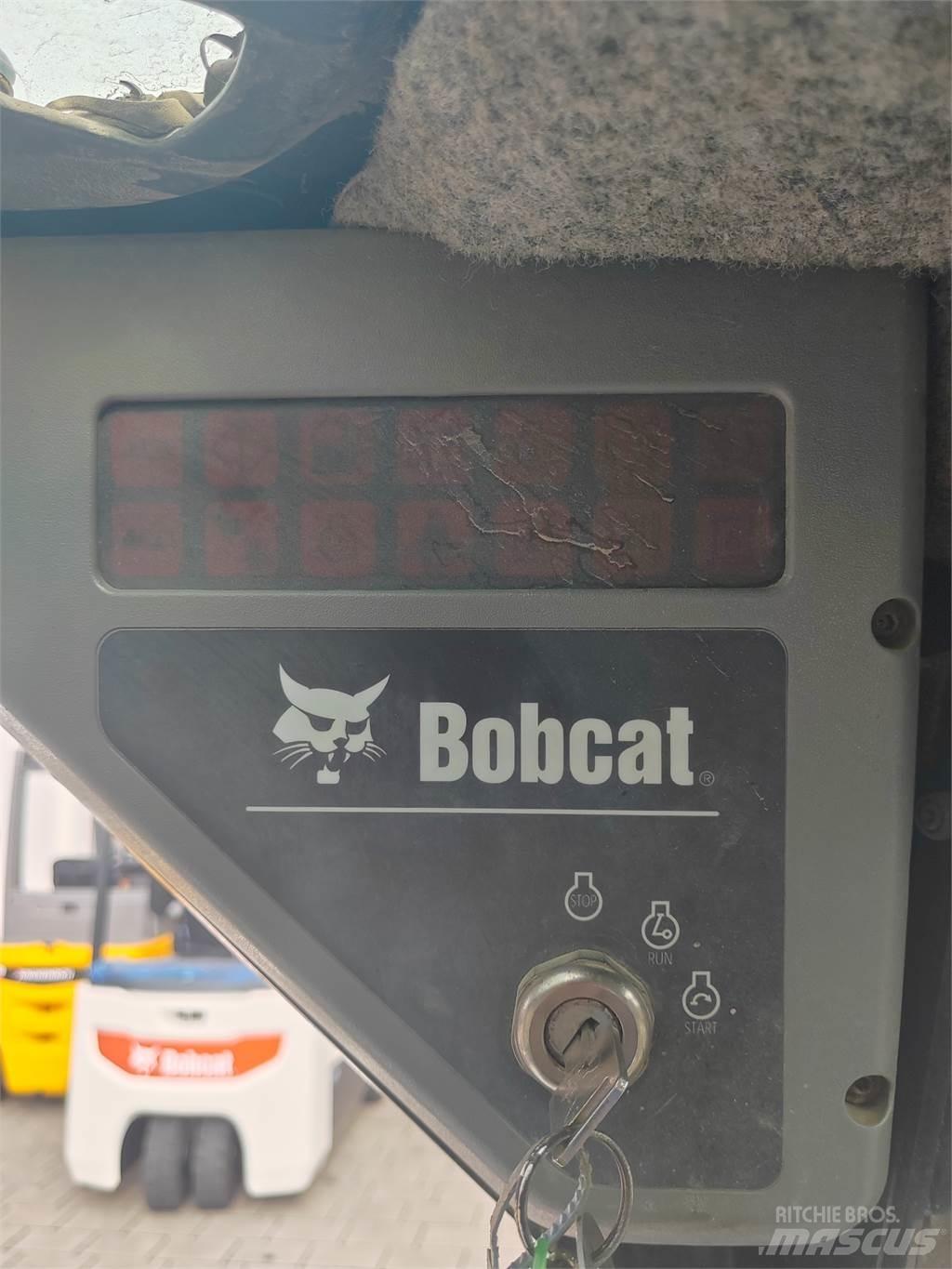 Bobcat T140 Εκσκαφείς με ερπύστριες