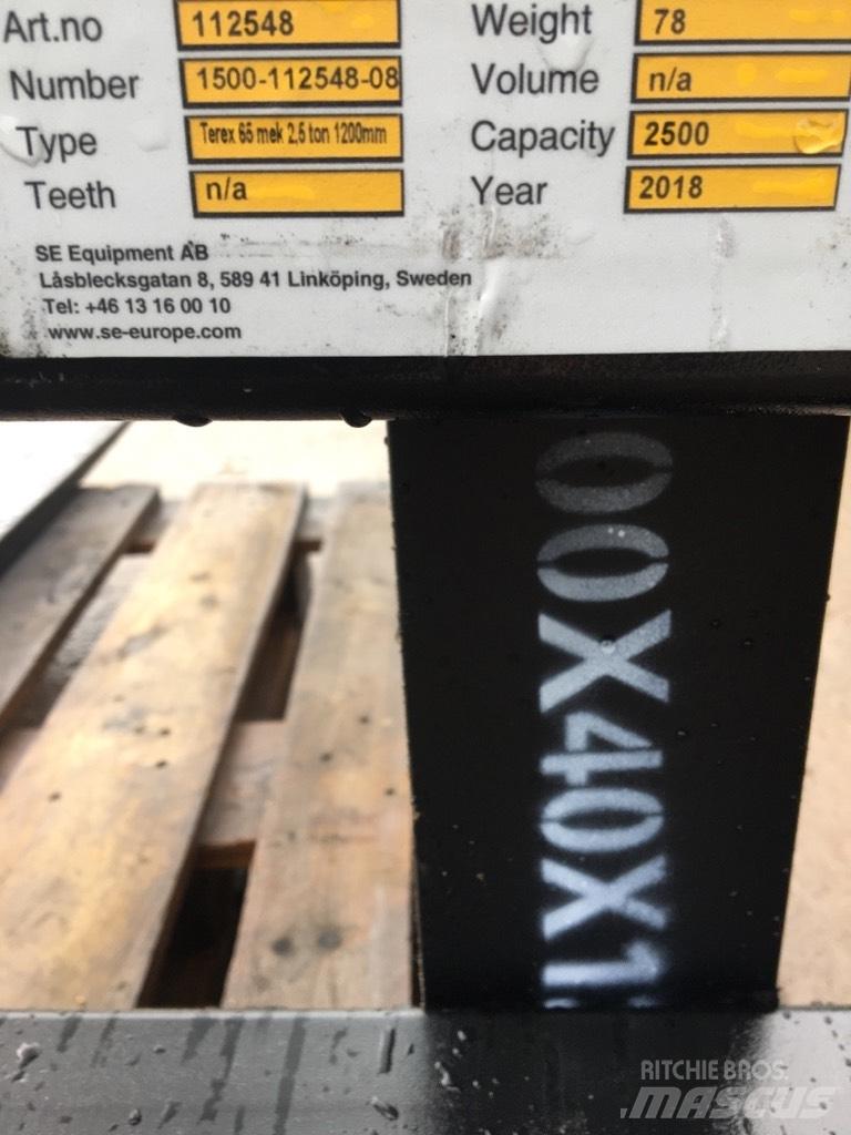  SE AB Terex TL65-80 Δικράνες