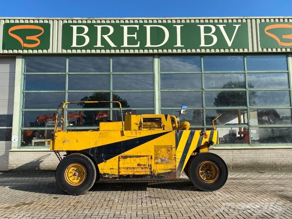Clark Equipment Ελαστικά και ζάντες