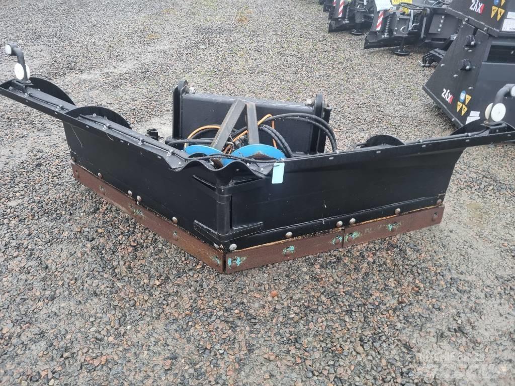 SE Equipment  Vikplog Άροτρα