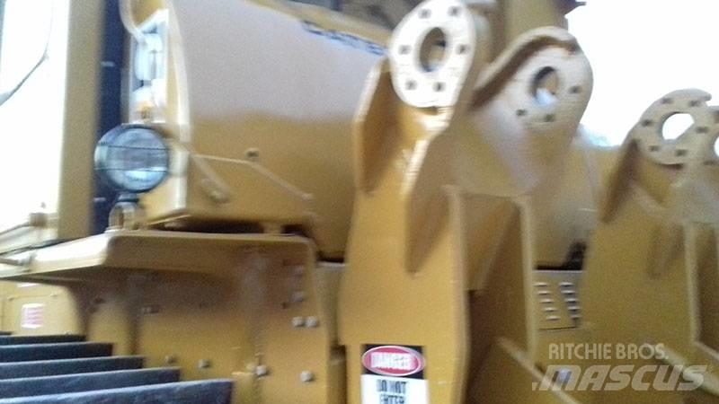 CAT D9G Μπουλντόζες με ερπύστριες