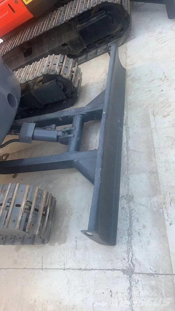 Kubota U 35 Εκσκαφείς με ερπύστριες