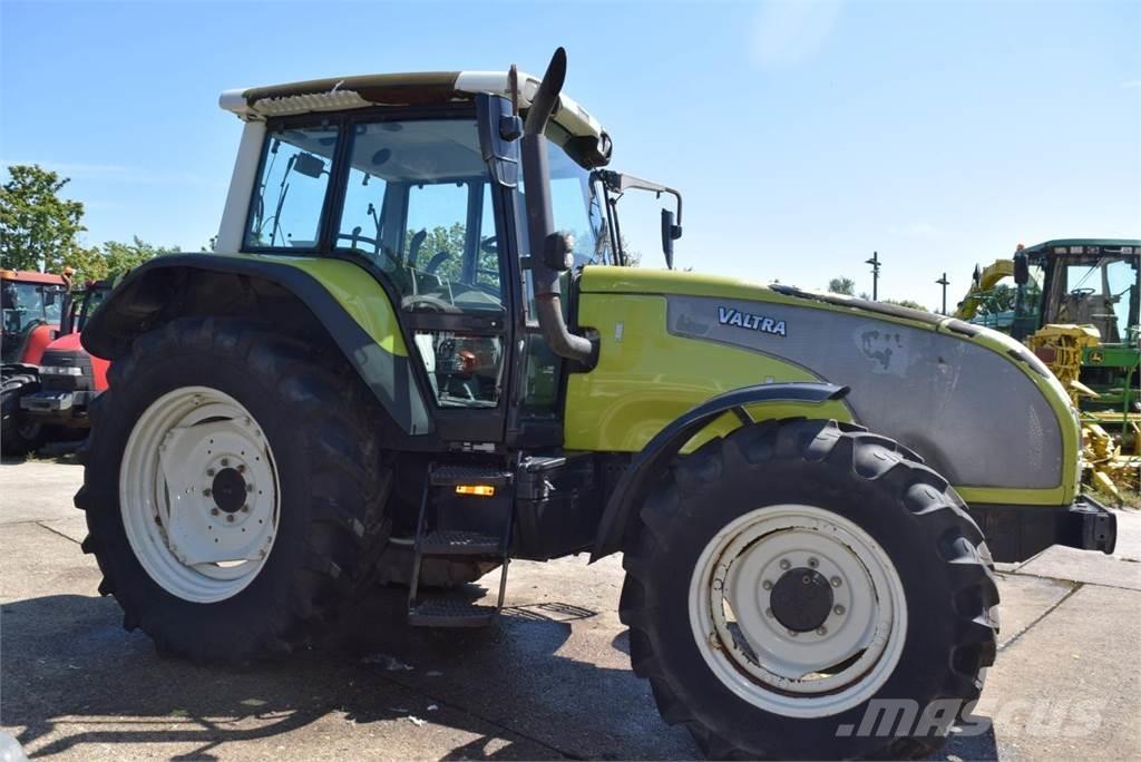 Valtra T120 Τρακτέρ