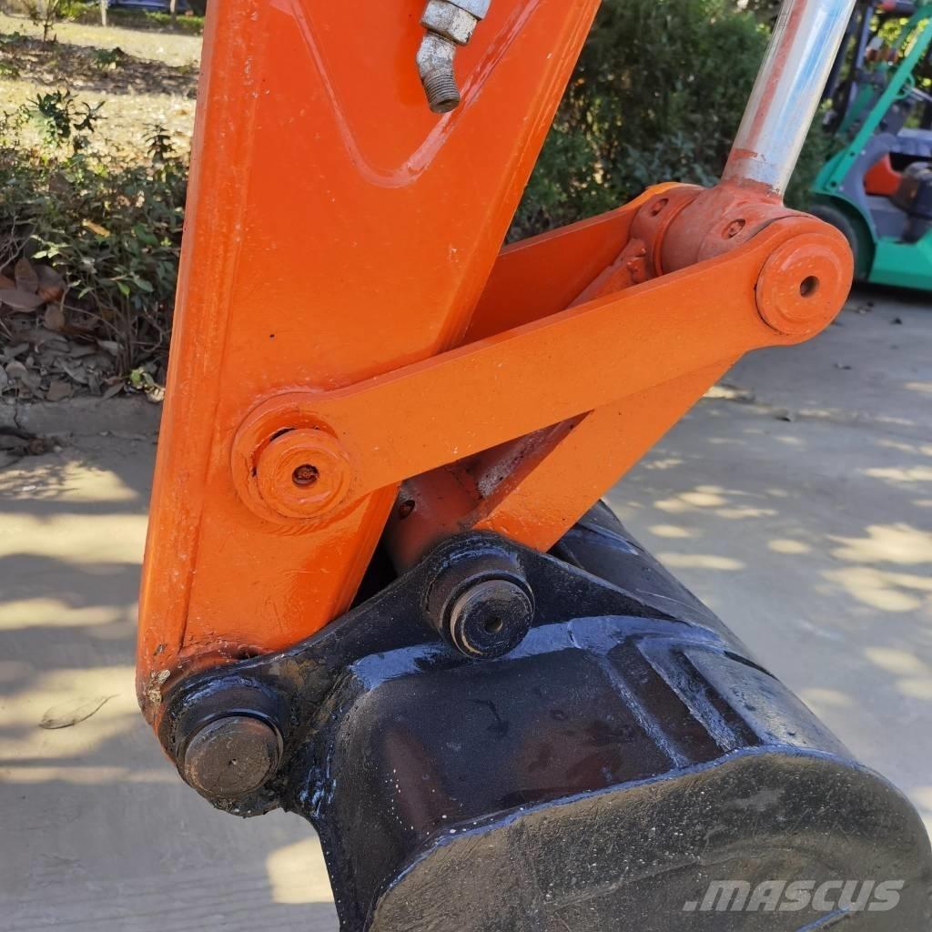 Hitachi ZX70 Μίνι εκσκαφείς 7t - 12t