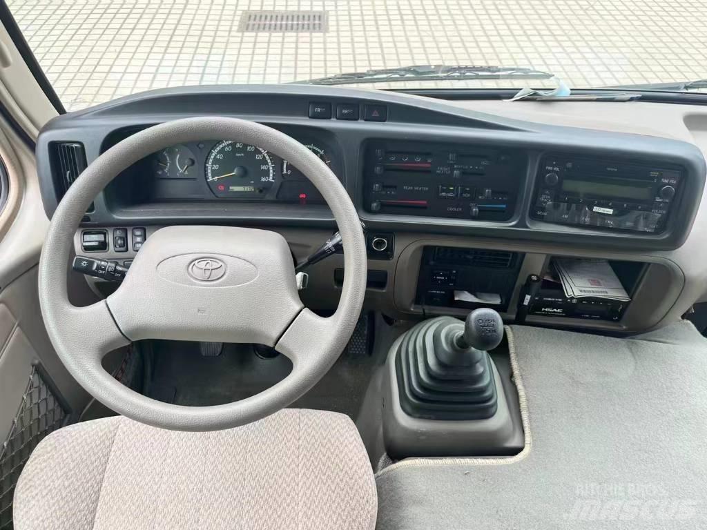 Toyota Coaster Bus Μίνι λεωφορεία