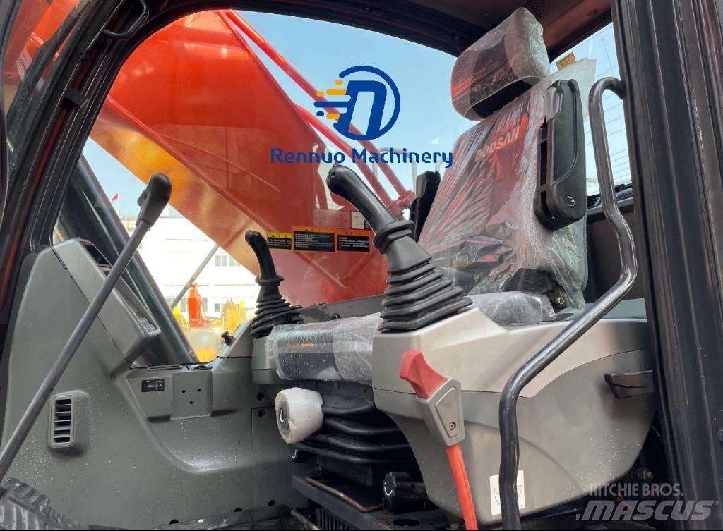 Doosan DX 300 Εκσκαφείς με ερπύστριες