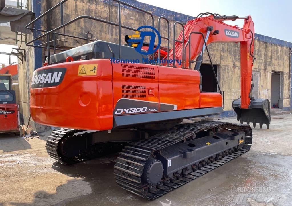 Doosan DX 300 Εκσκαφείς με ερπύστριες