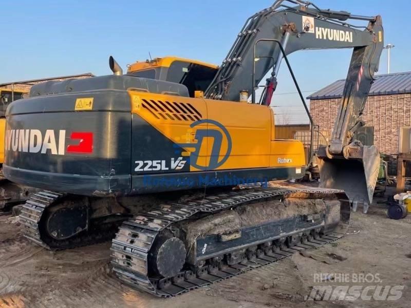Hyundai 225VS Εκσκαφείς με ερπύστριες