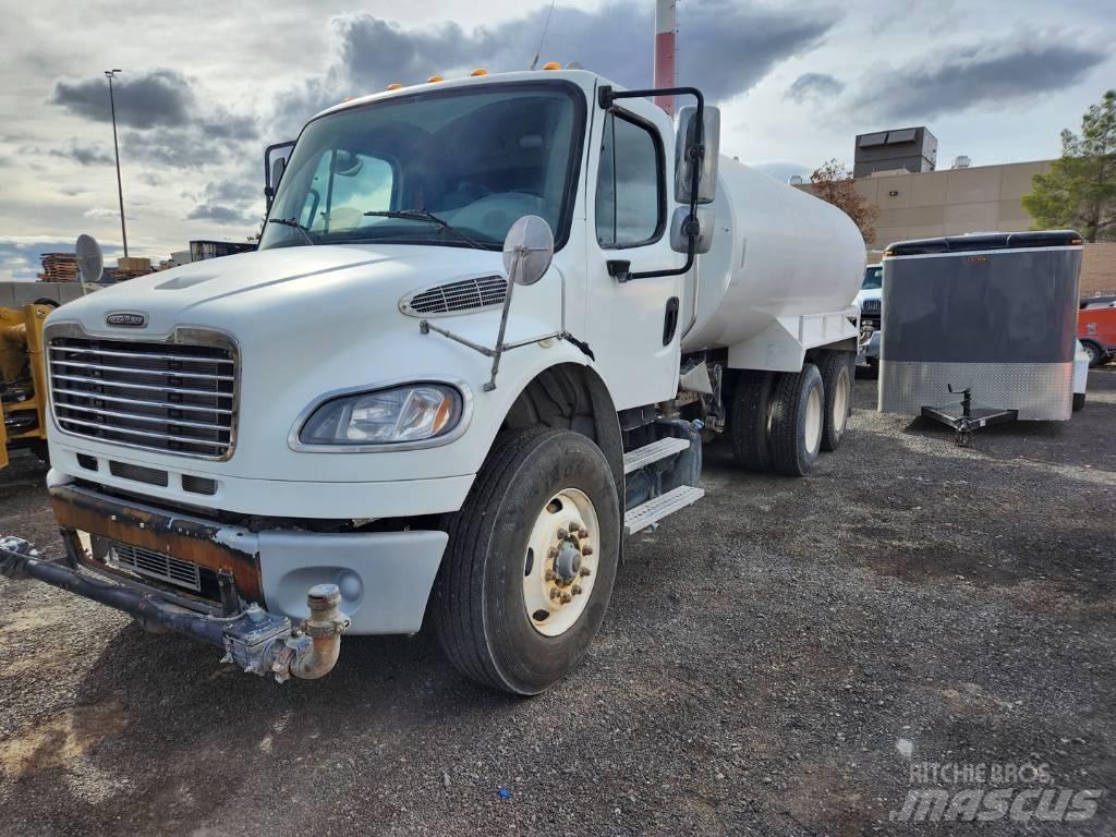Freightliner M2-106 Βυτία νερού