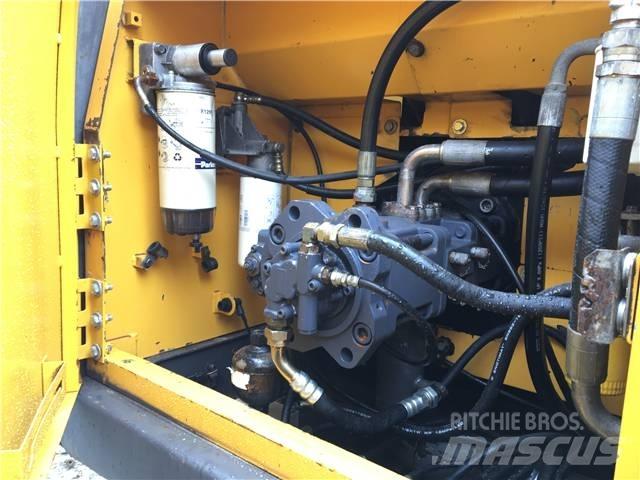 Volvo EC240BLC Εκσκαφείς με ερπύστριες