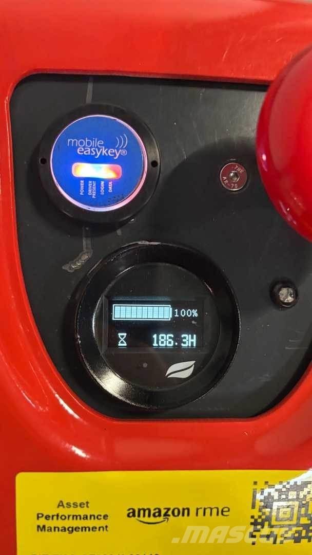 Linde MP13 Παλετοφόρα πεζού χειριστή με ιστό