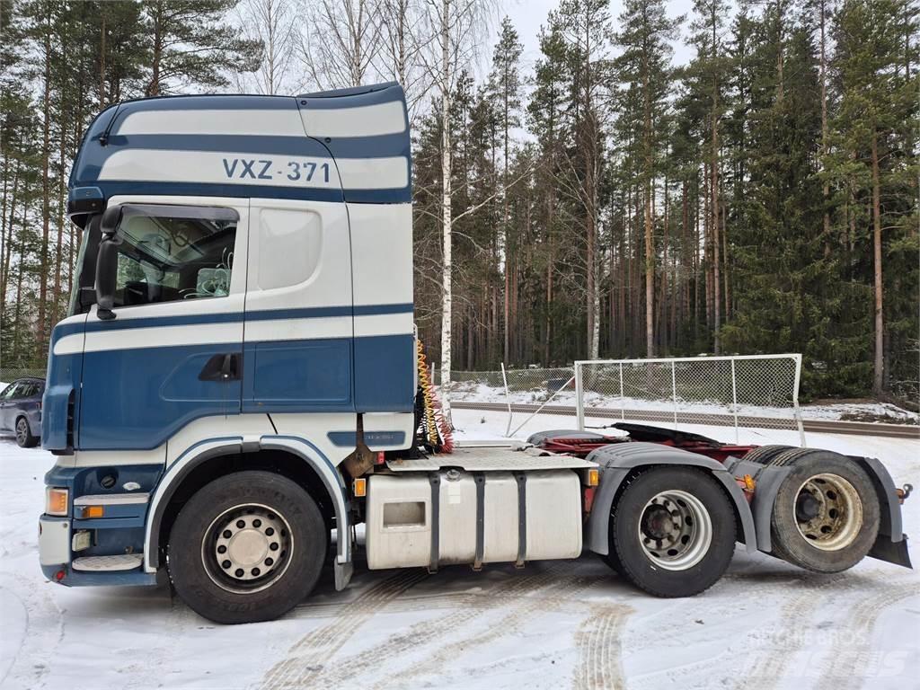Scania R560 6x2 Τράκτορες