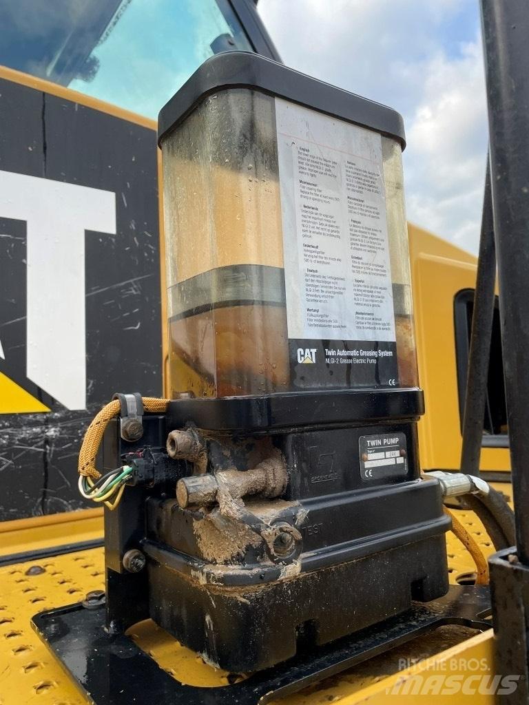 CAT 745 C Σπαστό Dump Truck ADT