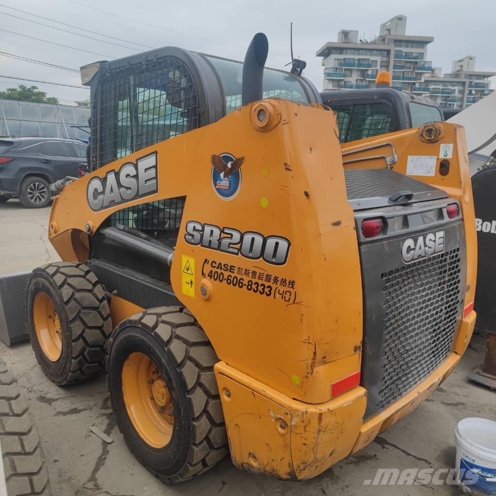 CASE SR 200 Φορτωτάκια