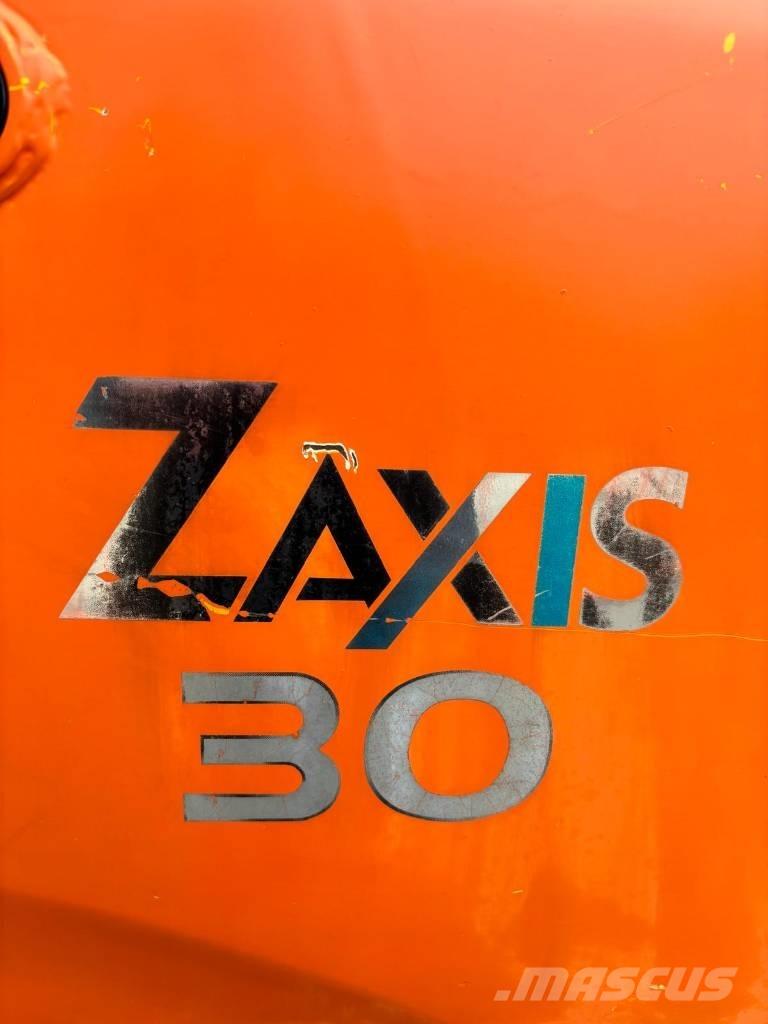 Hitachi ZX 30 Εκσκαφάκι (διαβολάκι) < 7t