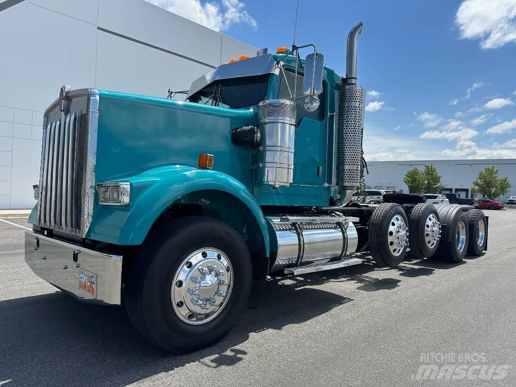 Kenworth W 900 Τράκτορες