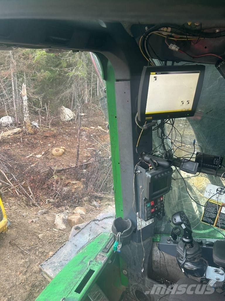 John Deere 903 K Θεριζοαλωνιστικές μηχανές