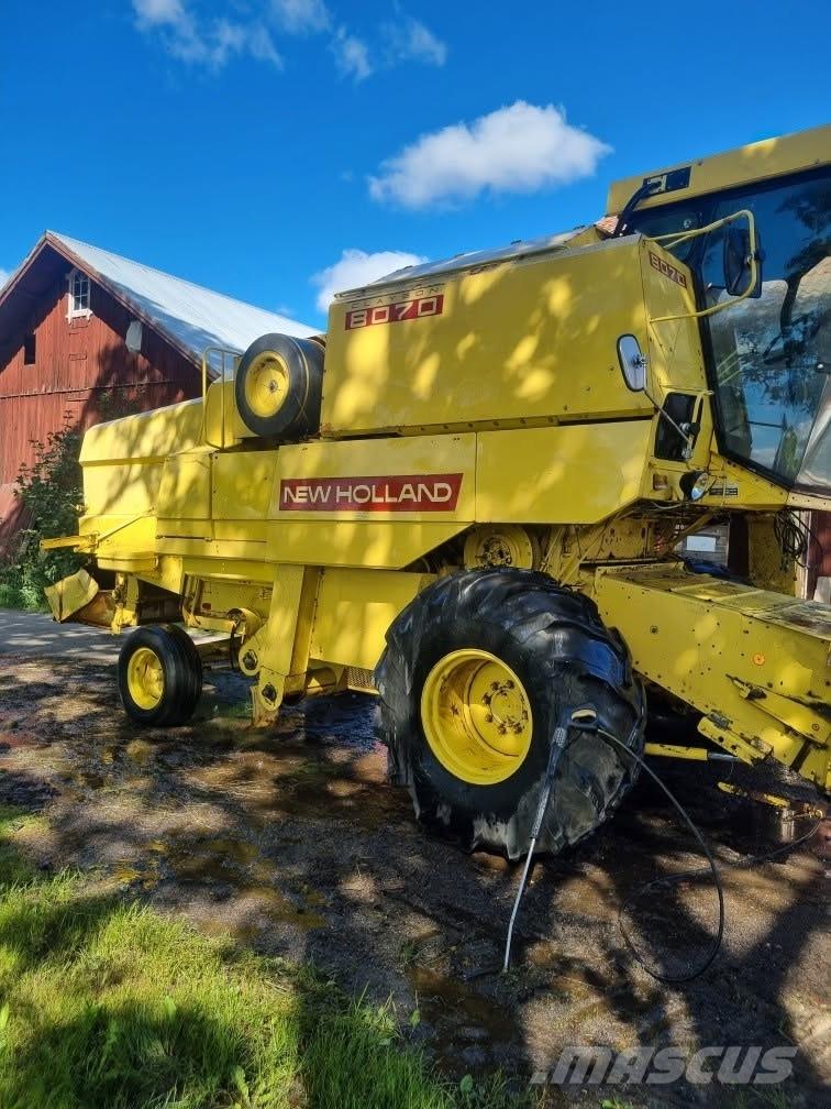 New Holland 8070, 20” Θεριζοαλωνιστικές μηχανές