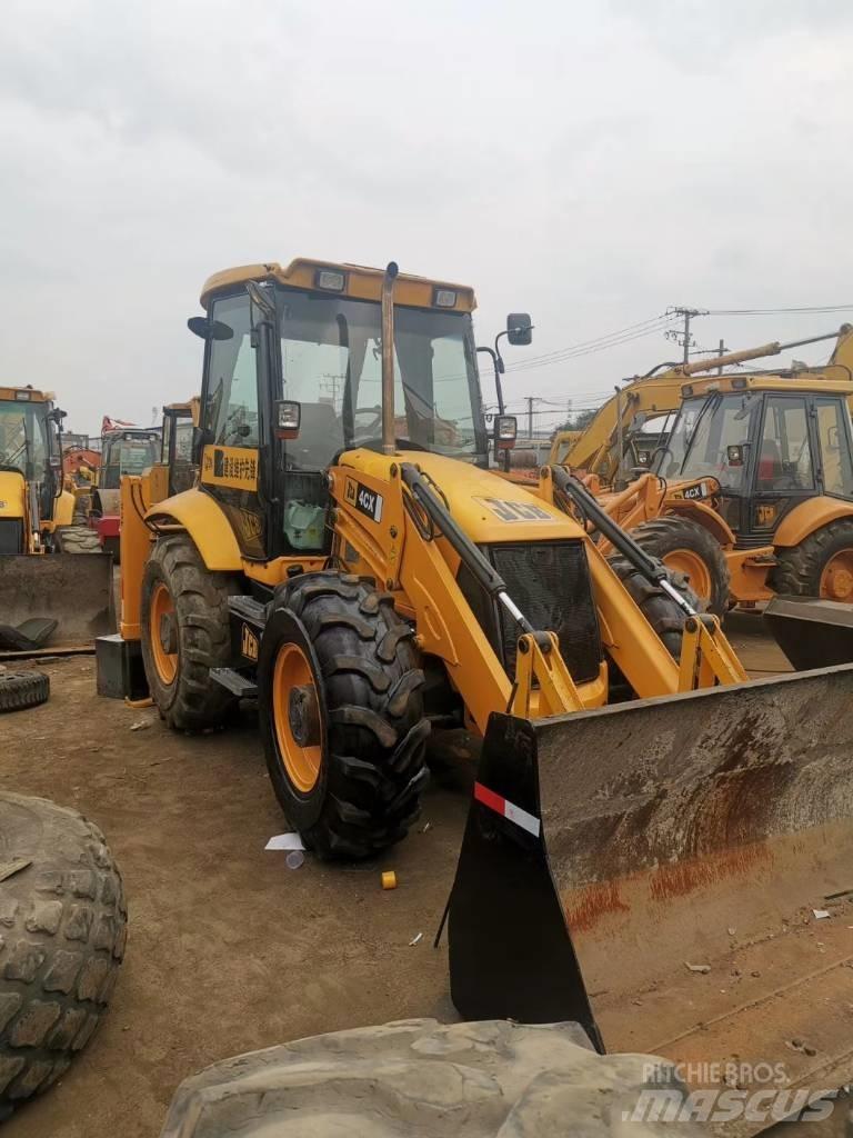 JCB 4 CX Εκσκαφείς Φορτωτές τύπου JCB