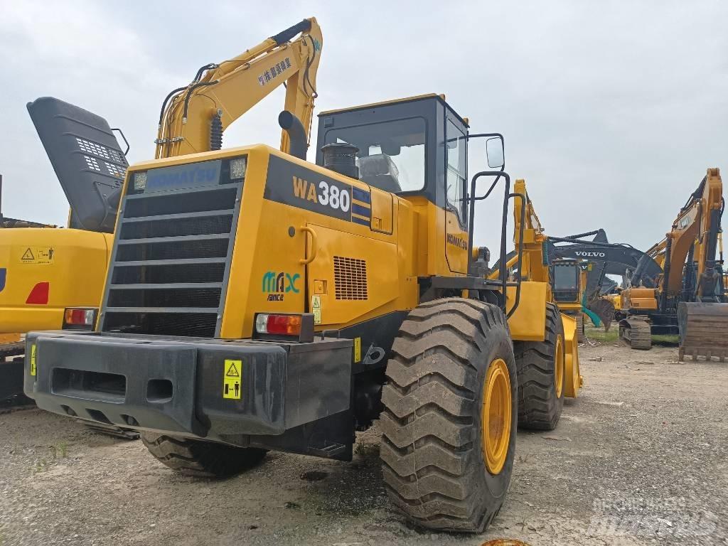 Komatsu WA 380 Φορτωτές με λάστιχα (Τροχοφόροι)