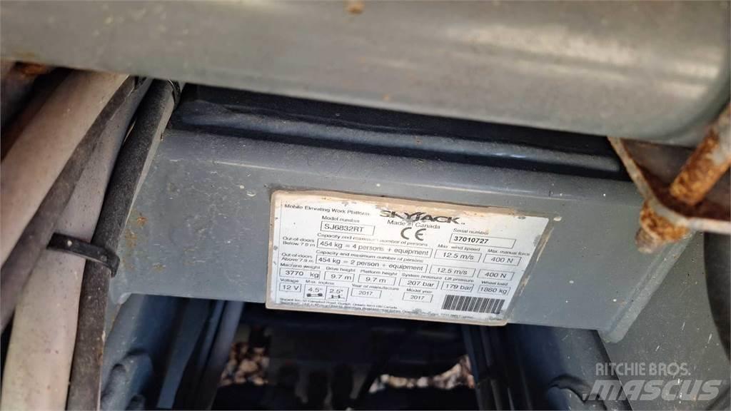 SkyJack SJ6832RTE Ανυψωτήρες ψαλιδωτής άρθρωσης