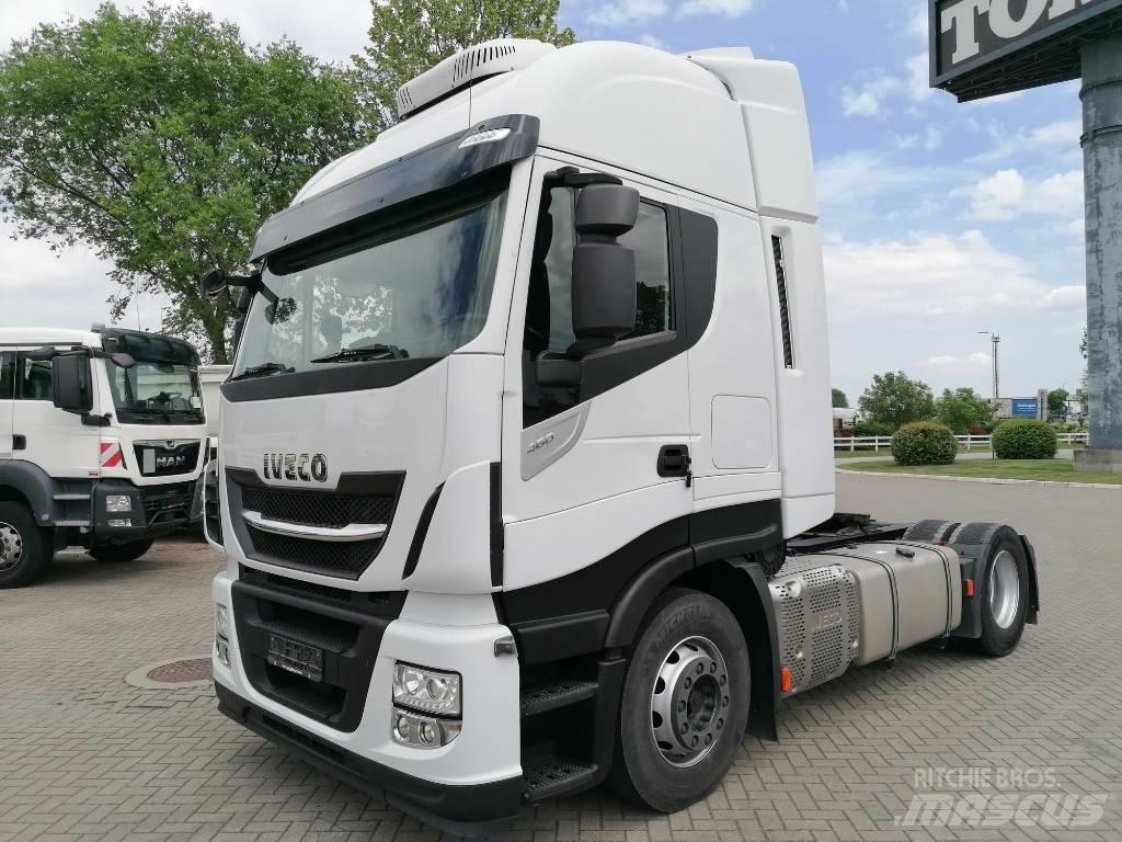 Iveco AS440ST/P Τράκτορες