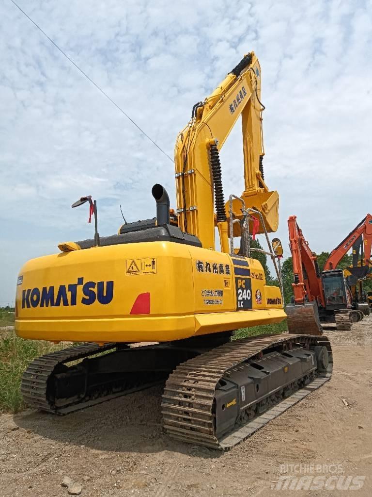 Komatsu PC 240 Εκσκαφείς με ερπύστριες