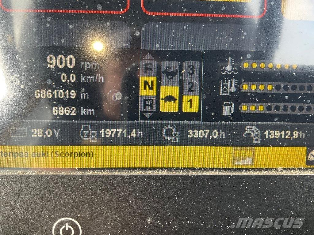 Ponsse SCORPION 8W Θεριζοαλωνιστικές μηχανές
