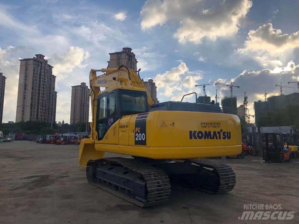 Komatsu PC 200-7 Εκσκαφείς με ερπύστριες